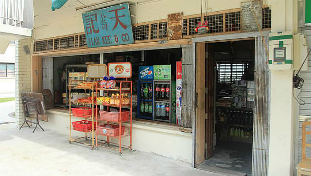 nostalgia, singapore, retro, nostalgia, nostalgic cafes, food, provision shop, retro, tian kee and co, hawker centre, new cafes